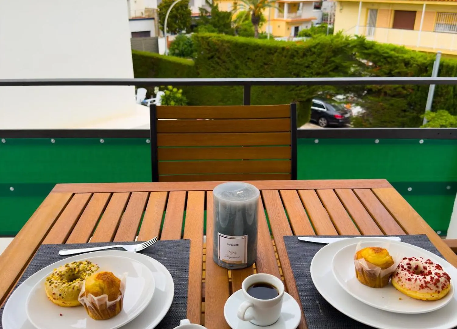 110 - Beachside Renovated 1Br Apt 5 Min From Beach Spanien