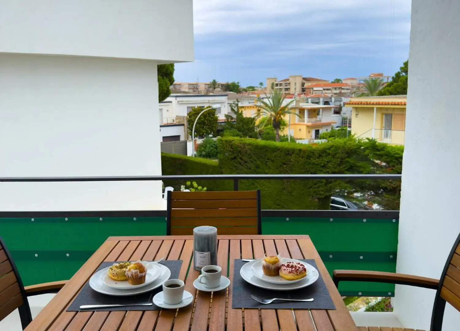 110 - Beachside Renovated 1Br Apt 5 Min From Beach Lägenhet Cambrils